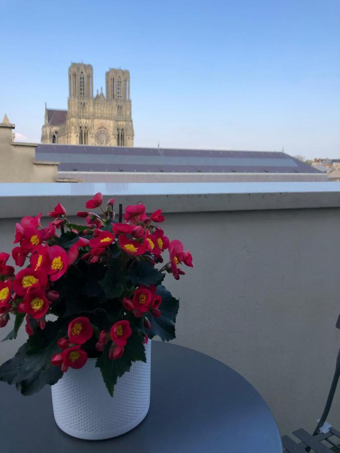 Cosy Vue Cathedrale Apartment Reims